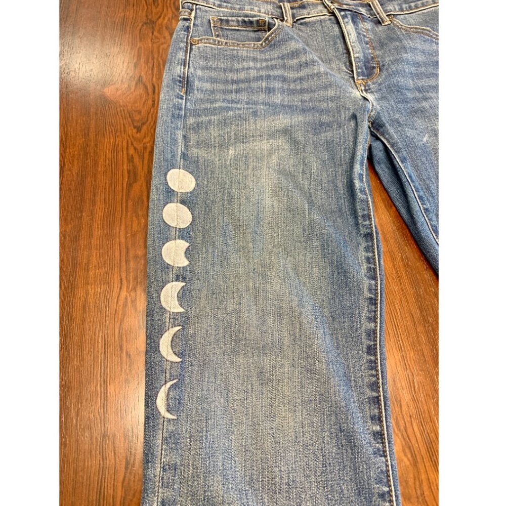 Banana Republic Premium Denim Girlfriend Jeans | Size 27 | Raw Hem | Moon Art